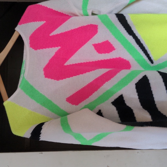 Vintage Tyrolla by Head 80’s Neon Abstract Sweater - Picture 10 of 10